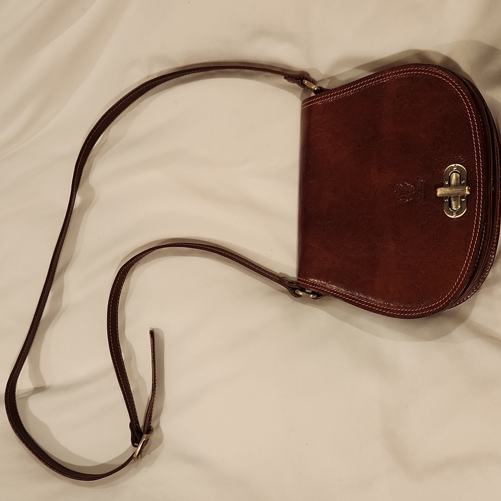 Vera Pelle Chestnut Brown Leather Crossbody Bag - Picture 10 of 10